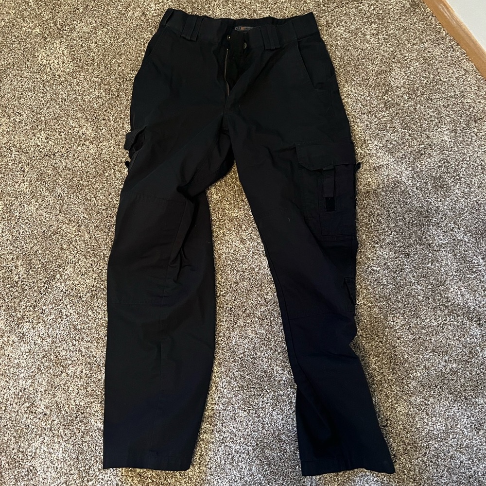 5.11 Tactical black pants 32x34